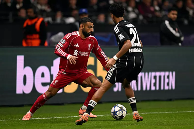 صلاح ينتظر إنجازا تاريخيا أمام أستون فيلا